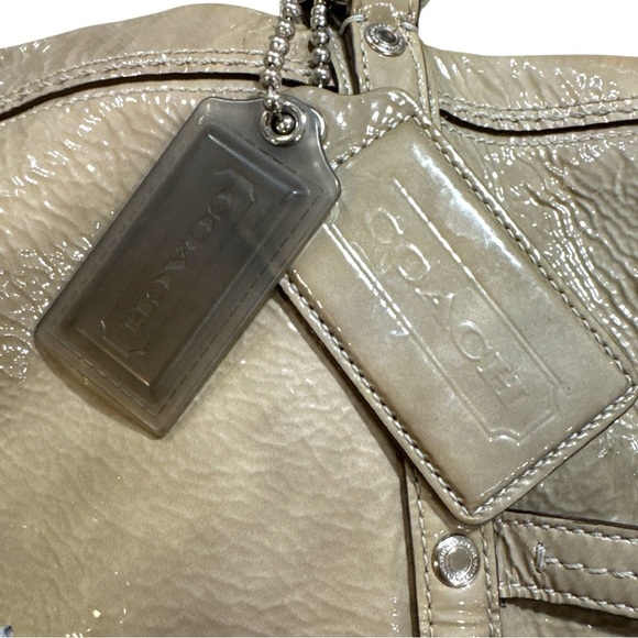 Coach Audrey 17063 Patent Leather Tote Y2K Glazed Leather Silver Hardware - Picture 5 of 16
